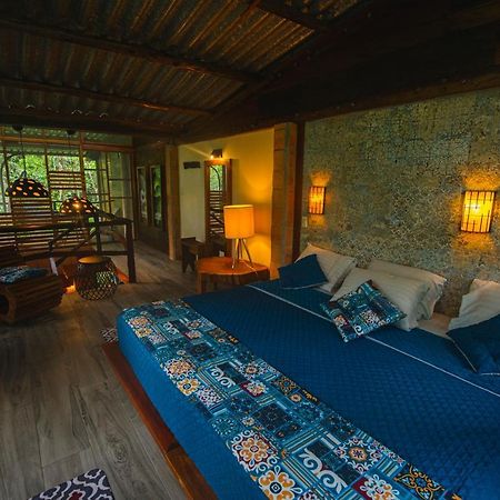 Jamu Lodge Puerto Montufar Exterior photo
